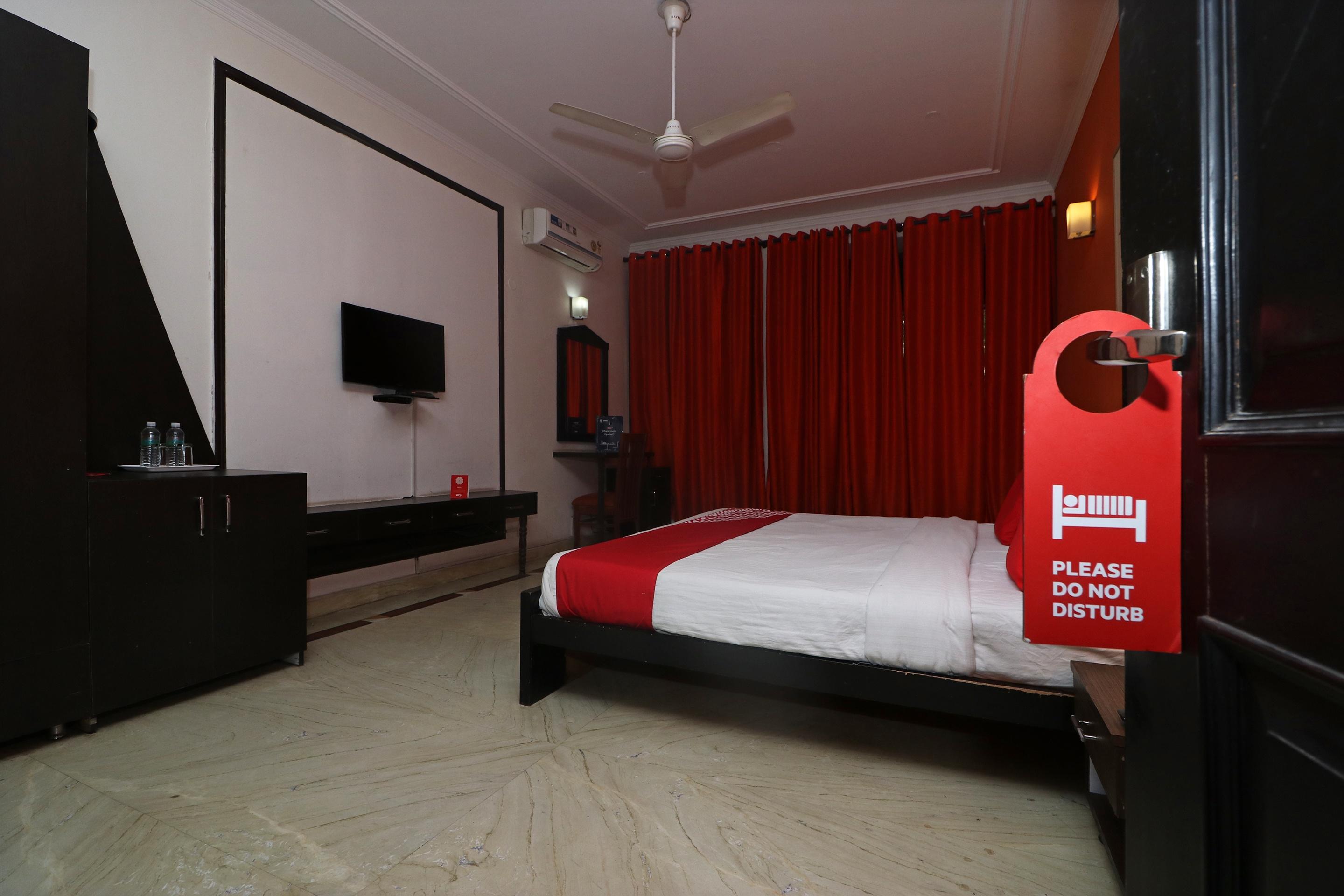 Super Hotel O Hare Rama Guest House New Delhi Eksteriør billede