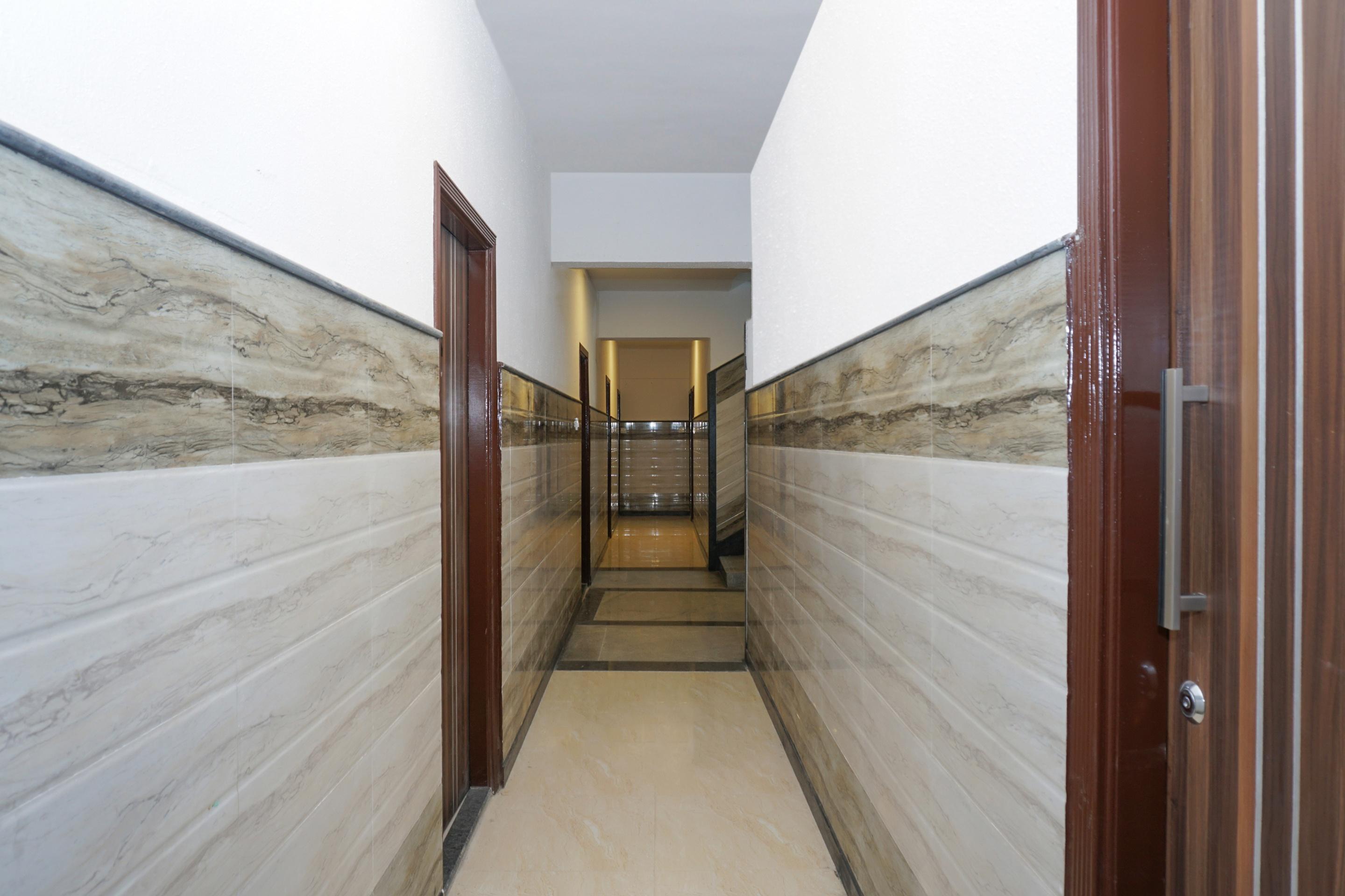 Super Hotel O Hare Rama Guest House New Delhi Eksteriør billede